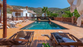 Villa Fuente Pintá Arenas by Ruralidays, Arenas